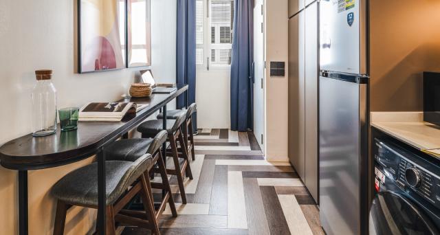 Central and west serviced apartment