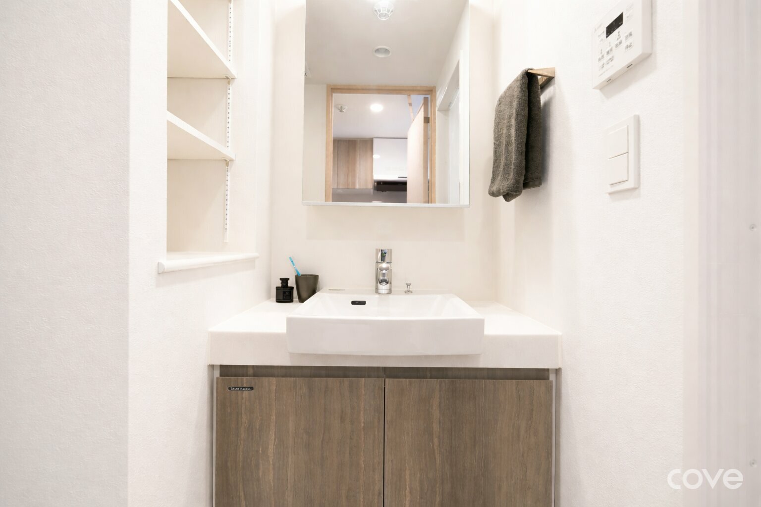 Gallery 7