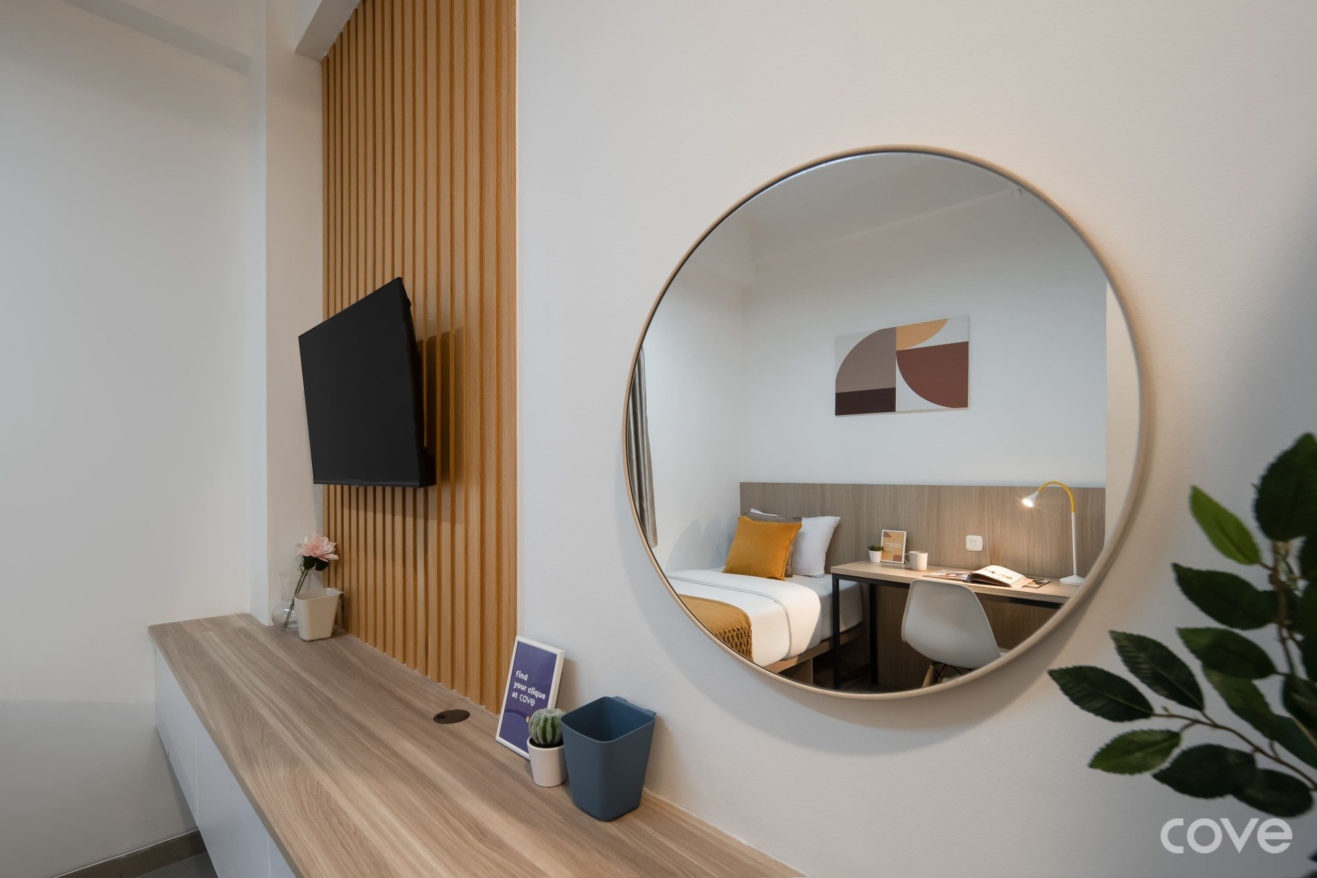 Gallery 5