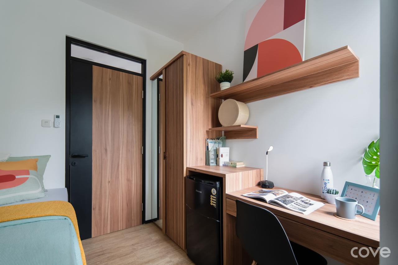 Kamar Standard dengan Jendela Eksternal Cove 61 @ Cove Casa Spatia – Cove