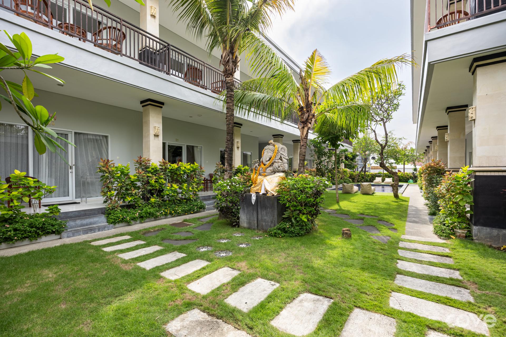 Gallery 9