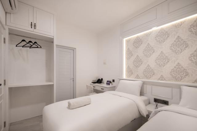 Cove 203